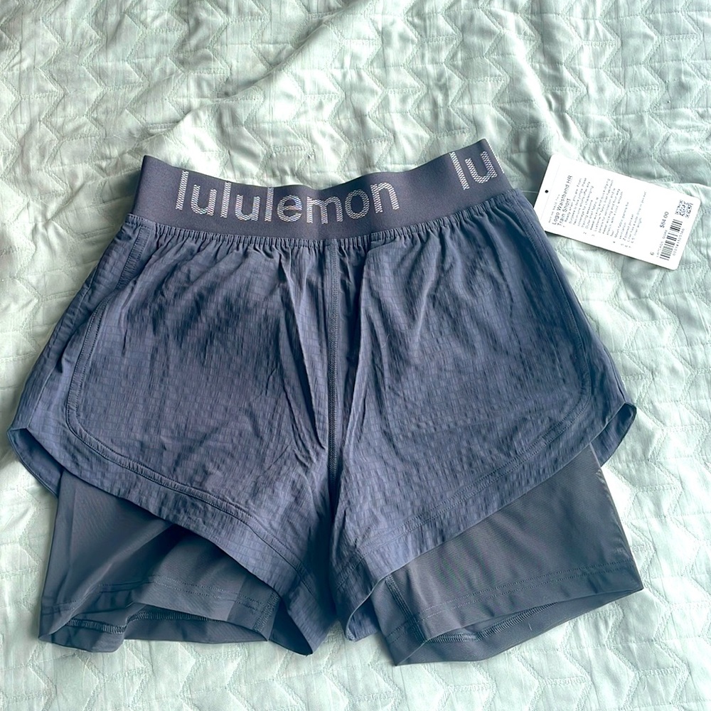 Lululemon NWT Logo Waistband HR Train Short